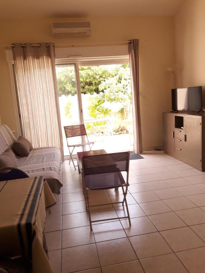 Coquette Villa Climatisee 100M De La Mer Avec Wifi 卡内 外观 照片