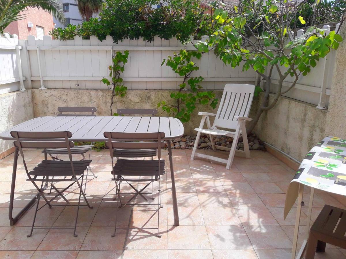 Coquette Villa Climatisee 100M De La Mer Avec Wifi 卡内 外观 照片